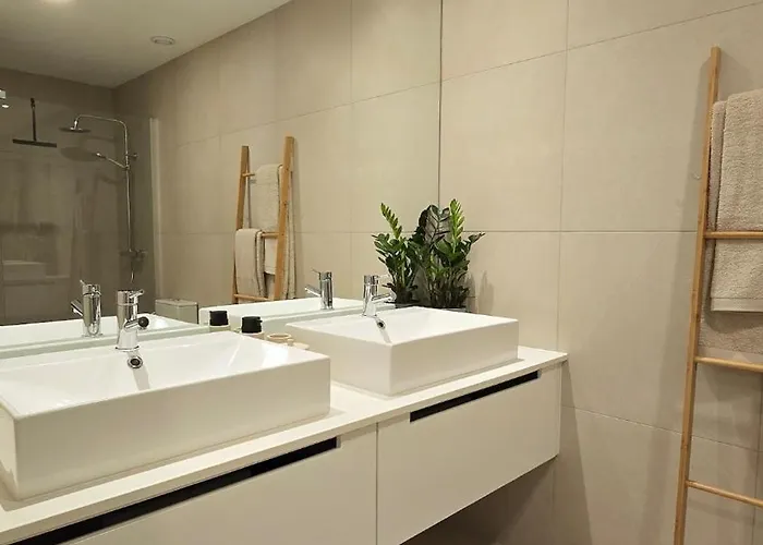 Urban Charming Apartment